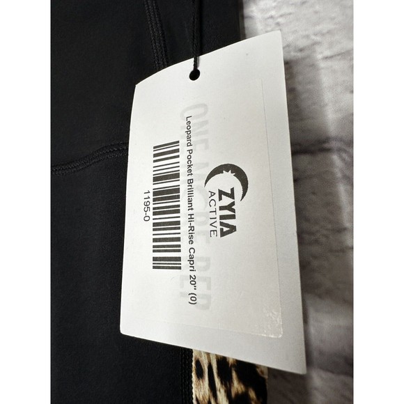 ZYIA Leopard Pocket Brilliant Hi-Rise Capri Leggings‎ Women’s Size 0 NEW - Picture 3 of 8